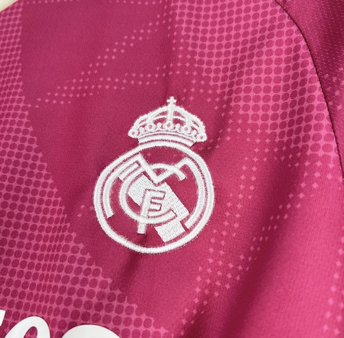 Maillot Real Madrid 2026/27 Third – Rose Édition Premium Prestige Maillot
